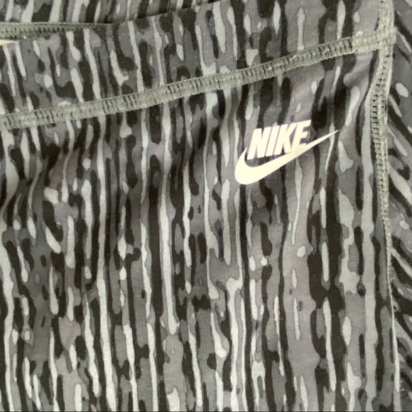 Nike Leggings / Running Tights Womens Large Grey Patterned Stretch Activewear - Picture 4 of 8